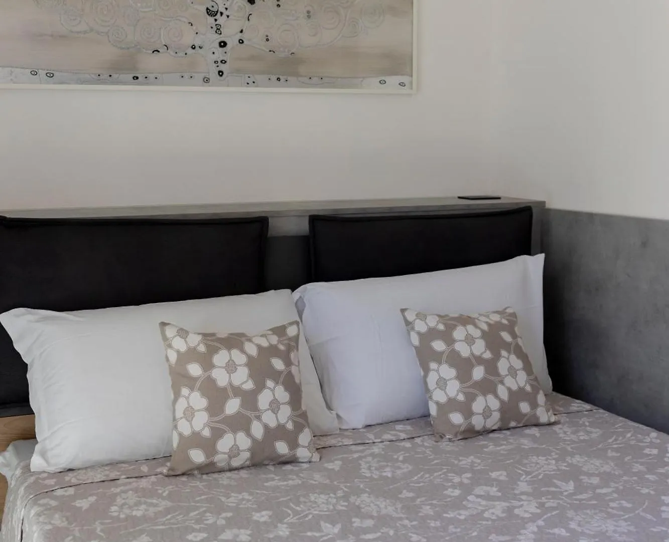 Umberto Home 303 Catania 0*,  Italy
